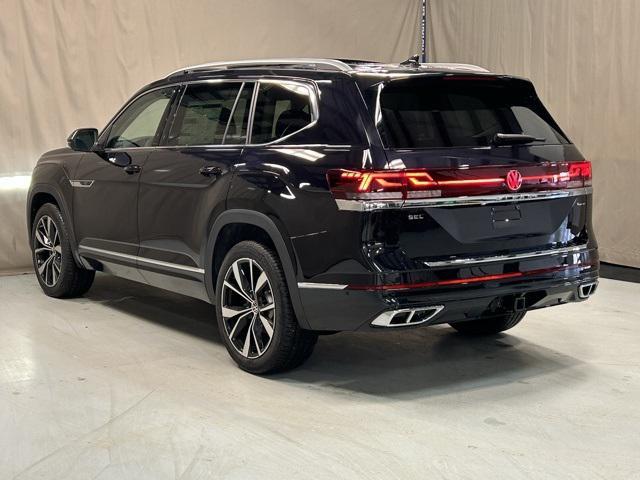 new 2025 Volkswagen Atlas car, priced at $53,754