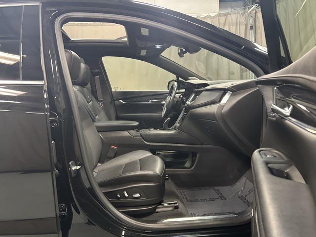 used 2021 Cadillac XT5 car, priced at $23,216