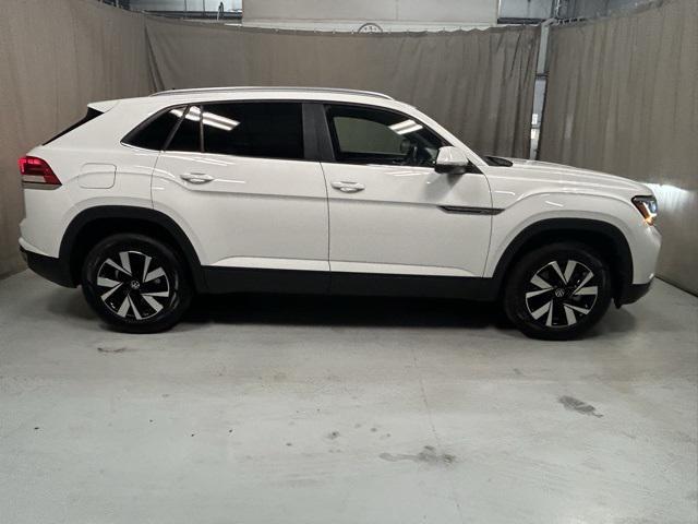 used 2022 Volkswagen Atlas Cross Sport car, priced at $23,992