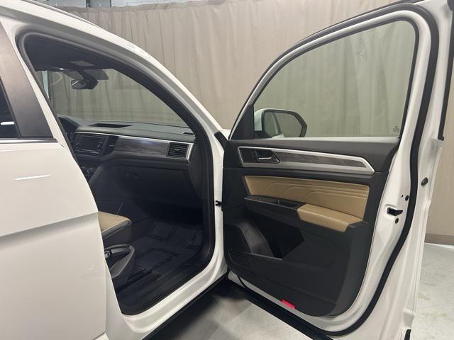 used 2022 Volkswagen Atlas Cross Sport car, priced at $23,992