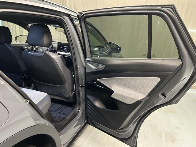 new 2025 Volkswagen ID.4 car, priced at $46,566