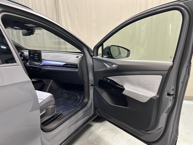 new 2025 Volkswagen ID.4 car, priced at $46,566