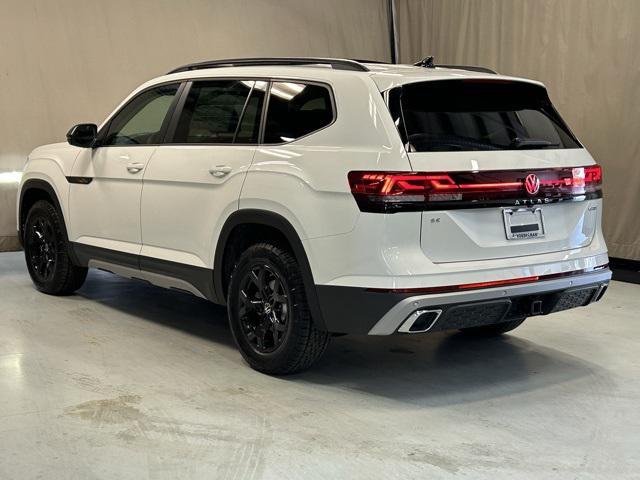 new 2024 Volkswagen Atlas car, priced at $43,519