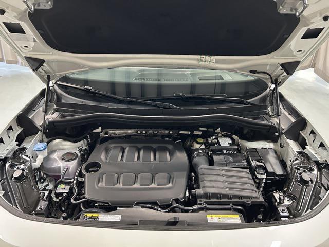 new 2025 Volkswagen Tiguan car, priced at $39,586