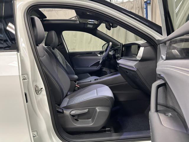 new 2025 Volkswagen Tiguan car, priced at $39,586