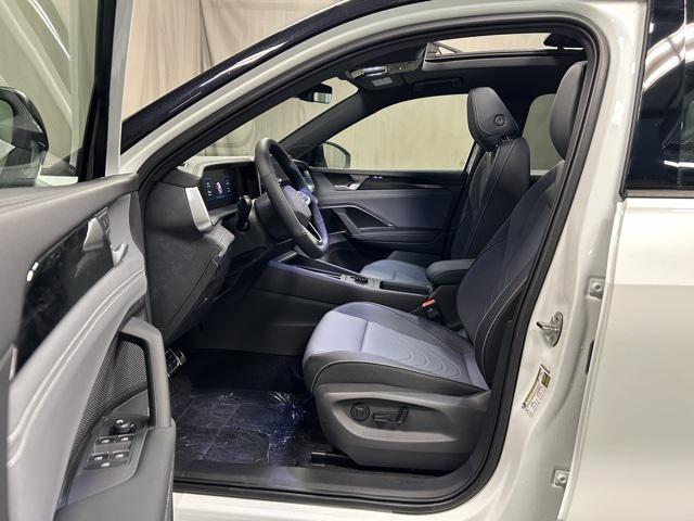 new 2025 Volkswagen Tiguan car, priced at $39,586