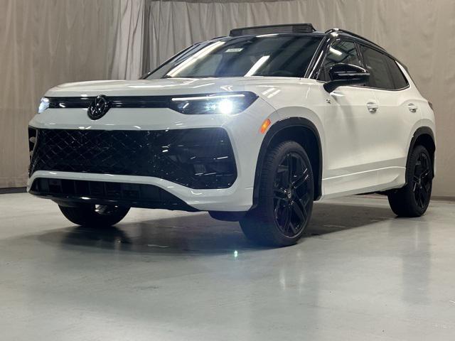 new 2025 Volkswagen Tiguan car, priced at $39,586