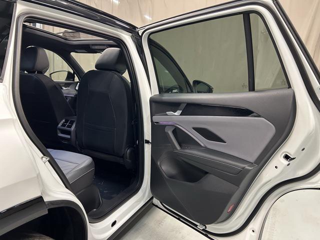 new 2025 Volkswagen Tiguan car, priced at $39,586