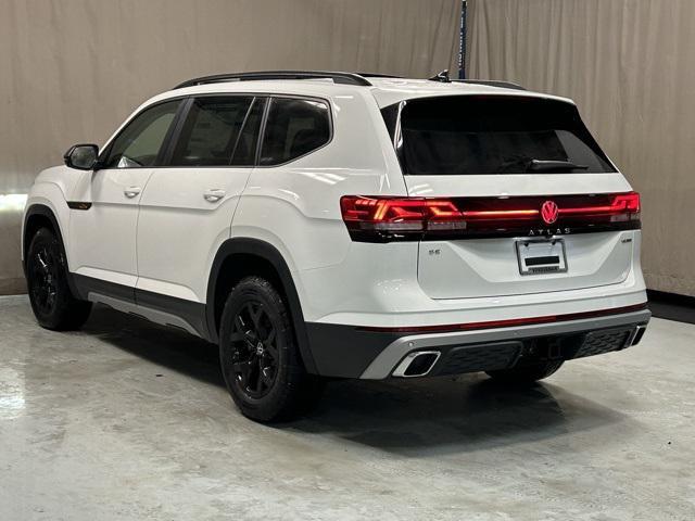 new 2024 Volkswagen Atlas car, priced at $44,201