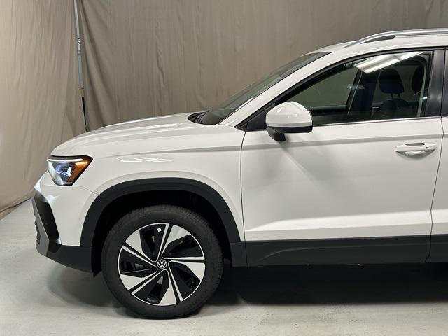 new 2025 Volkswagen Taos car, priced at $32,014