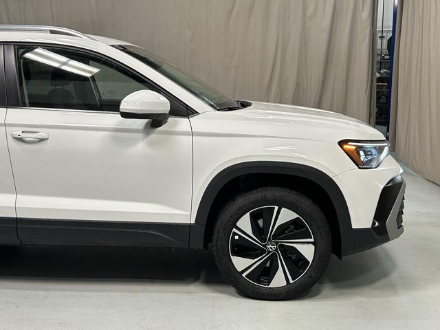 new 2025 Volkswagen Taos car, priced at $32,014