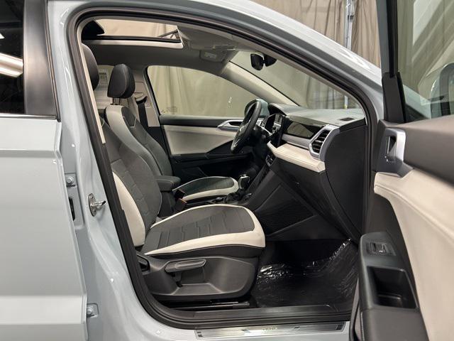 new 2025 Volkswagen Taos car, priced at $32,401