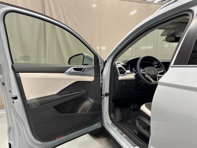 new 2025 Volkswagen Taos car, priced at $32,401
