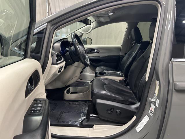 used 2022 Chrysler Pacifica Hybrid car, priced at $21,200