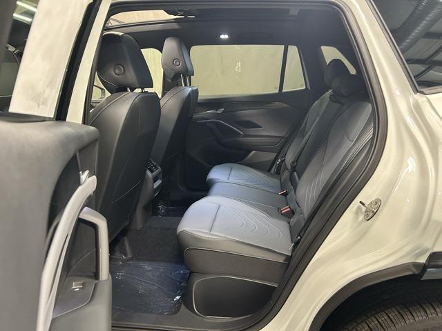 new 2025 Volkswagen Tiguan car, priced at $38,691