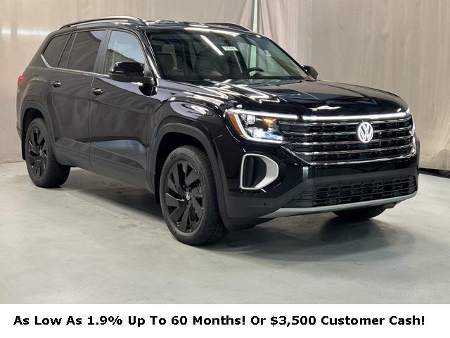 new 2025 Volkswagen Atlas car, priced at $43,822
