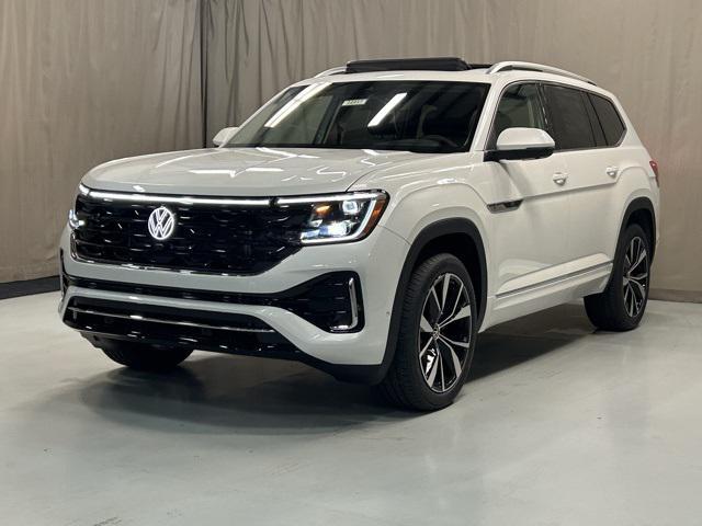 new 2025 Volkswagen Atlas car, priced at $52,651