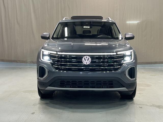 new 2024 Volkswagen Atlas car, priced at $45,506