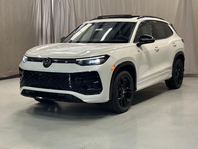 new 2025 Volkswagen Tiguan car, priced at $37,809