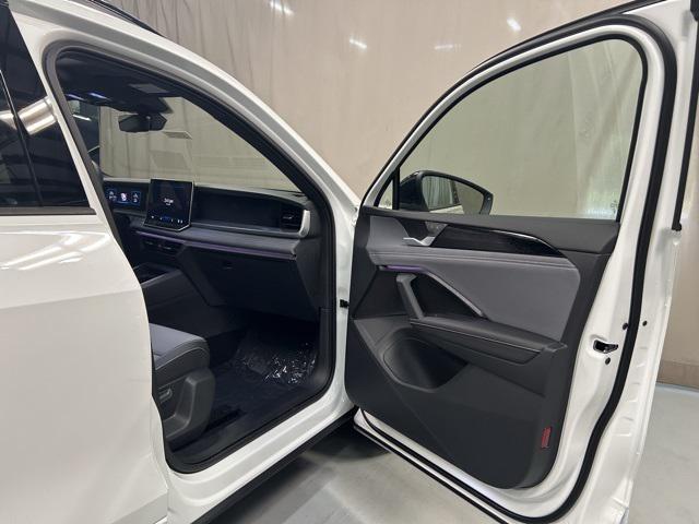 new 2025 Volkswagen Tiguan car, priced at $37,809