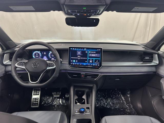 new 2025 Volkswagen Tiguan car, priced at $37,809