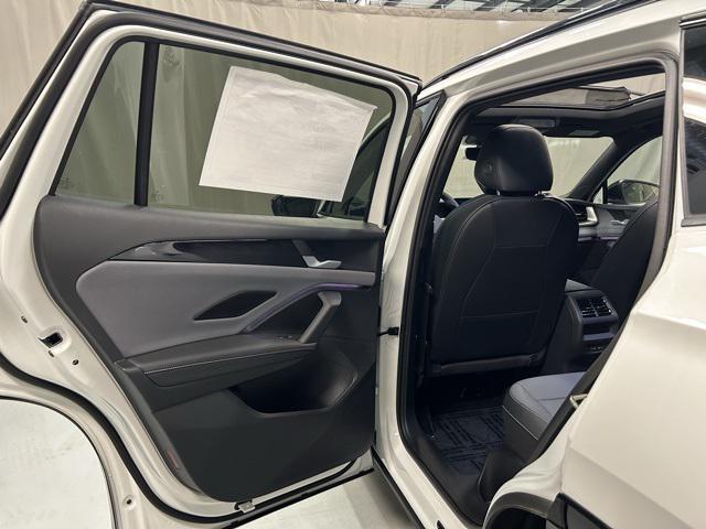 new 2025 Volkswagen Tiguan car, priced at $39,941
