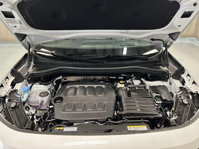 new 2025 Volkswagen Tiguan car, priced at $39,941