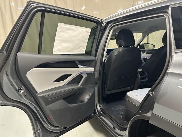 new 2025 Volkswagen Tiguan car, priced at $34,826