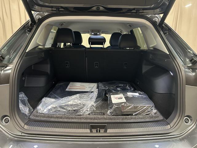 new 2025 Volkswagen Tiguan car, priced at $34,826