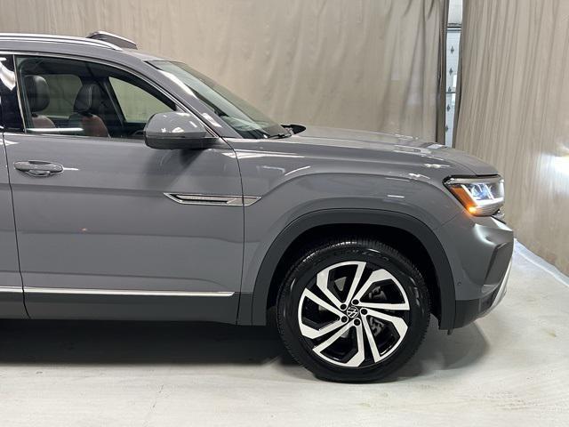 used 2021 Volkswagen Atlas Cross Sport car, priced at $33,899