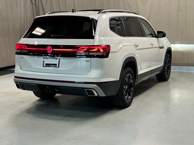 new 2024 Volkswagen Atlas car, priced at $51,630