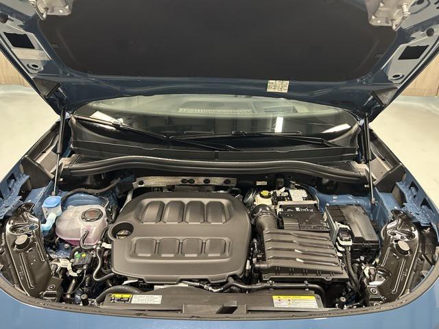 new 2025 Volkswagen Tiguan car, priced at $39,291