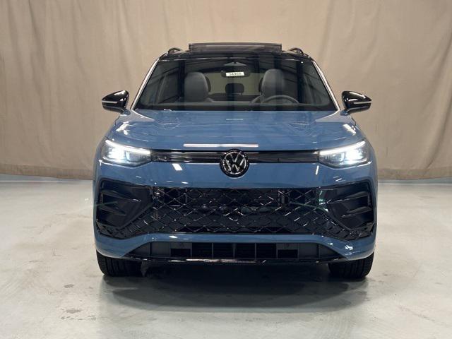 new 2025 Volkswagen Tiguan car, priced at $39,291