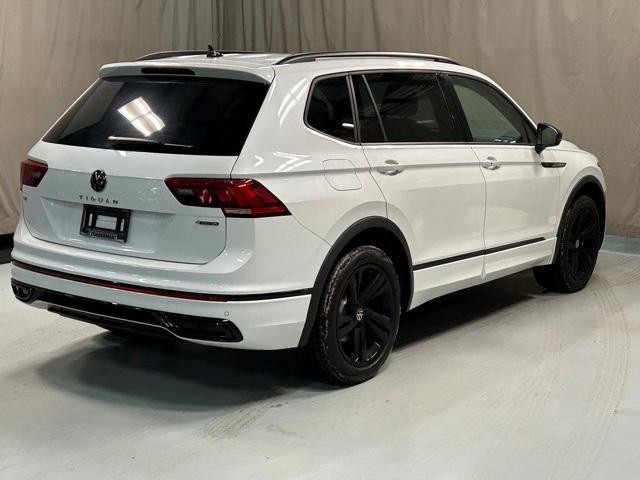 new 2024 Volkswagen Tiguan car, priced at $37,692