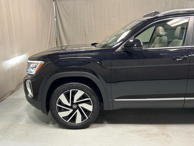 new 2025 Volkswagen Atlas car, priced at $48,566