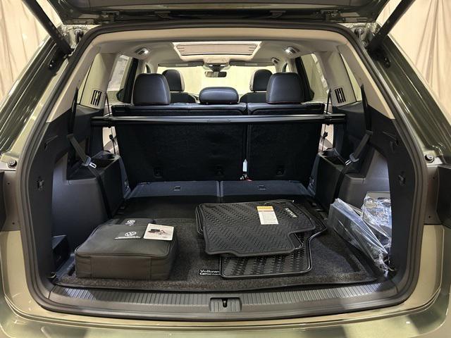 new 2025 Volkswagen Atlas car, priced at $48,646