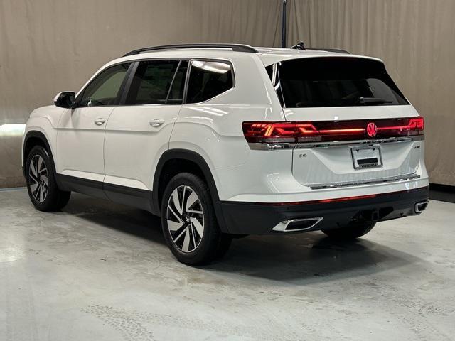 new 2024 Volkswagen Atlas car, priced at $41,454