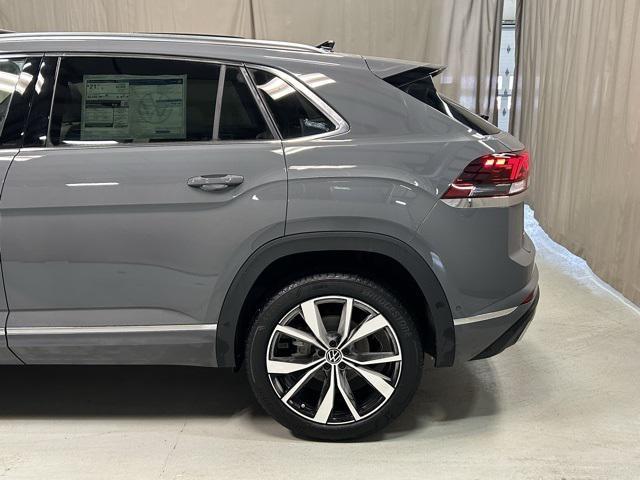 new 2025 Volkswagen Atlas Cross Sport car, priced at $52,641