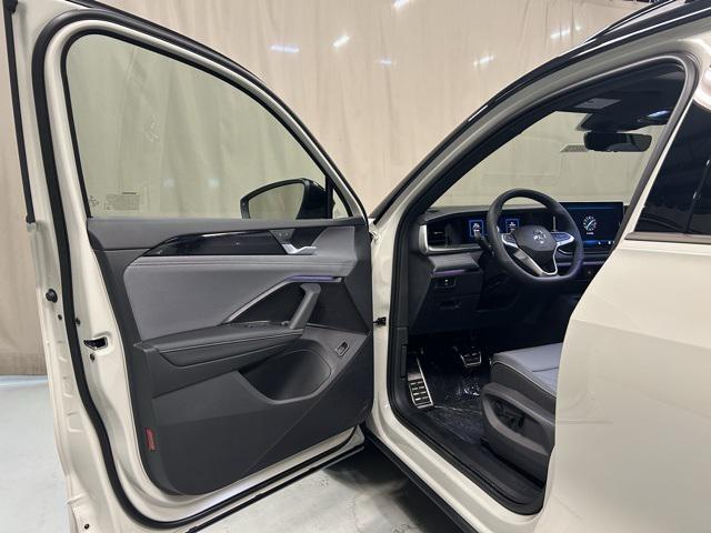 new 2025 Volkswagen Tiguan car, priced at $39,131