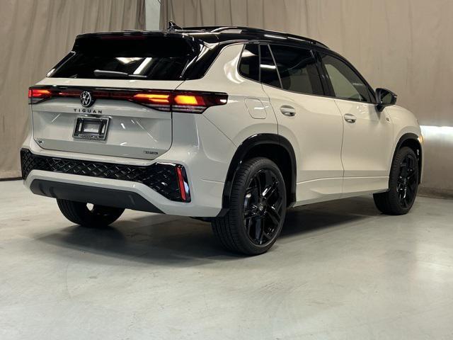 new 2025 Volkswagen Tiguan car, priced at $39,131