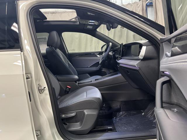 new 2025 Volkswagen Tiguan car, priced at $39,131