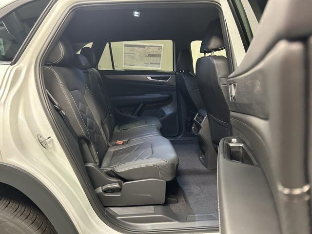 new 2026 Volkswagen Atlas Cross Sport car, priced at $42,636