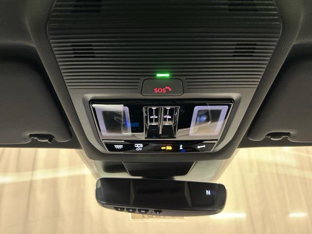 new 2025 Volkswagen Tiguan car, priced at $40,336