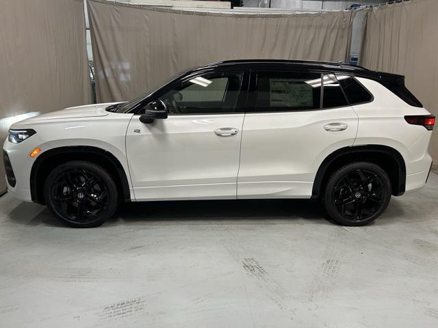 new 2025 Volkswagen Tiguan car, priced at $40,336