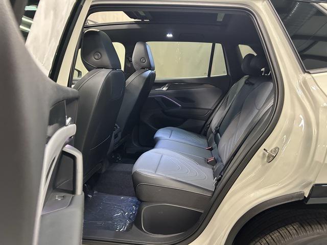 new 2025 Volkswagen Tiguan car, priced at $37,881