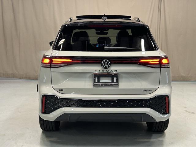 new 2025 Volkswagen Tiguan car, priced at $37,881