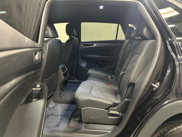 used 2024 Volkswagen Atlas Cross Sport car, priced at $33,999
