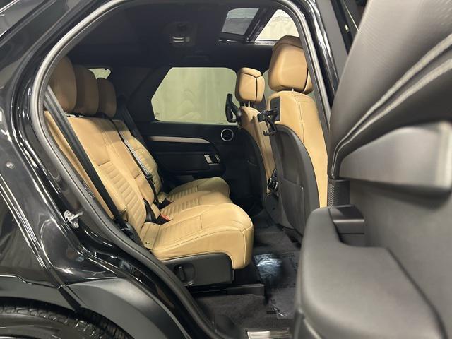 used 2024 Land Rover Discovery car, priced at $63,989