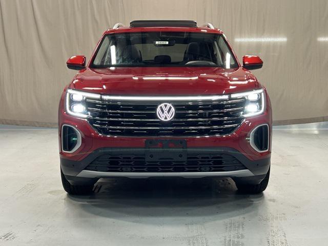 new 2025 Volkswagen Atlas car, priced at $46,970