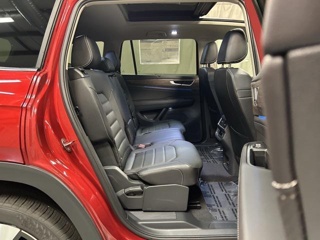 new 2025 Volkswagen Atlas car, priced at $46,970